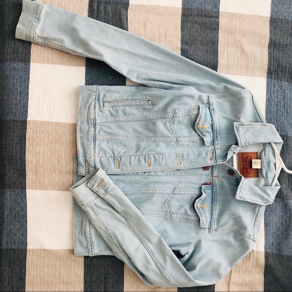 Levis women jacket